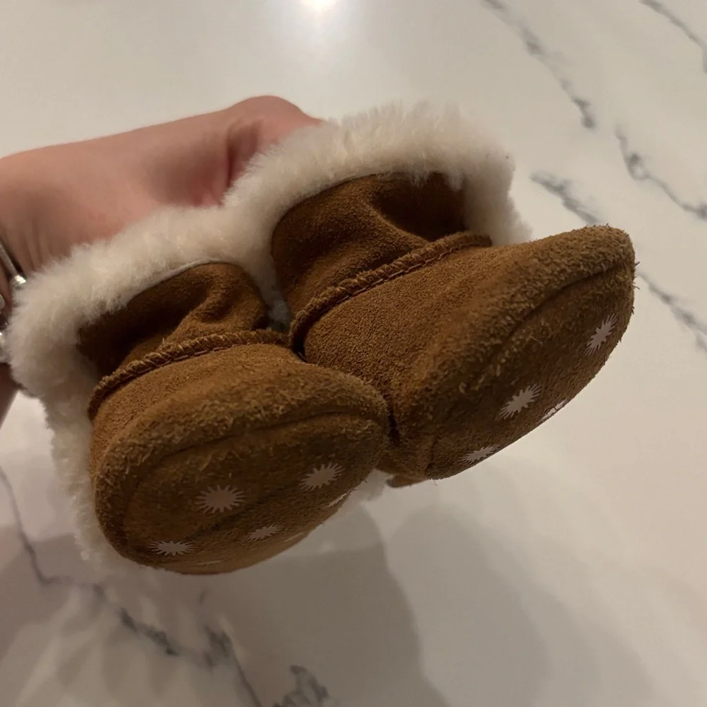 UGG Kids Chestnut Brown & Cream Shearling Booties